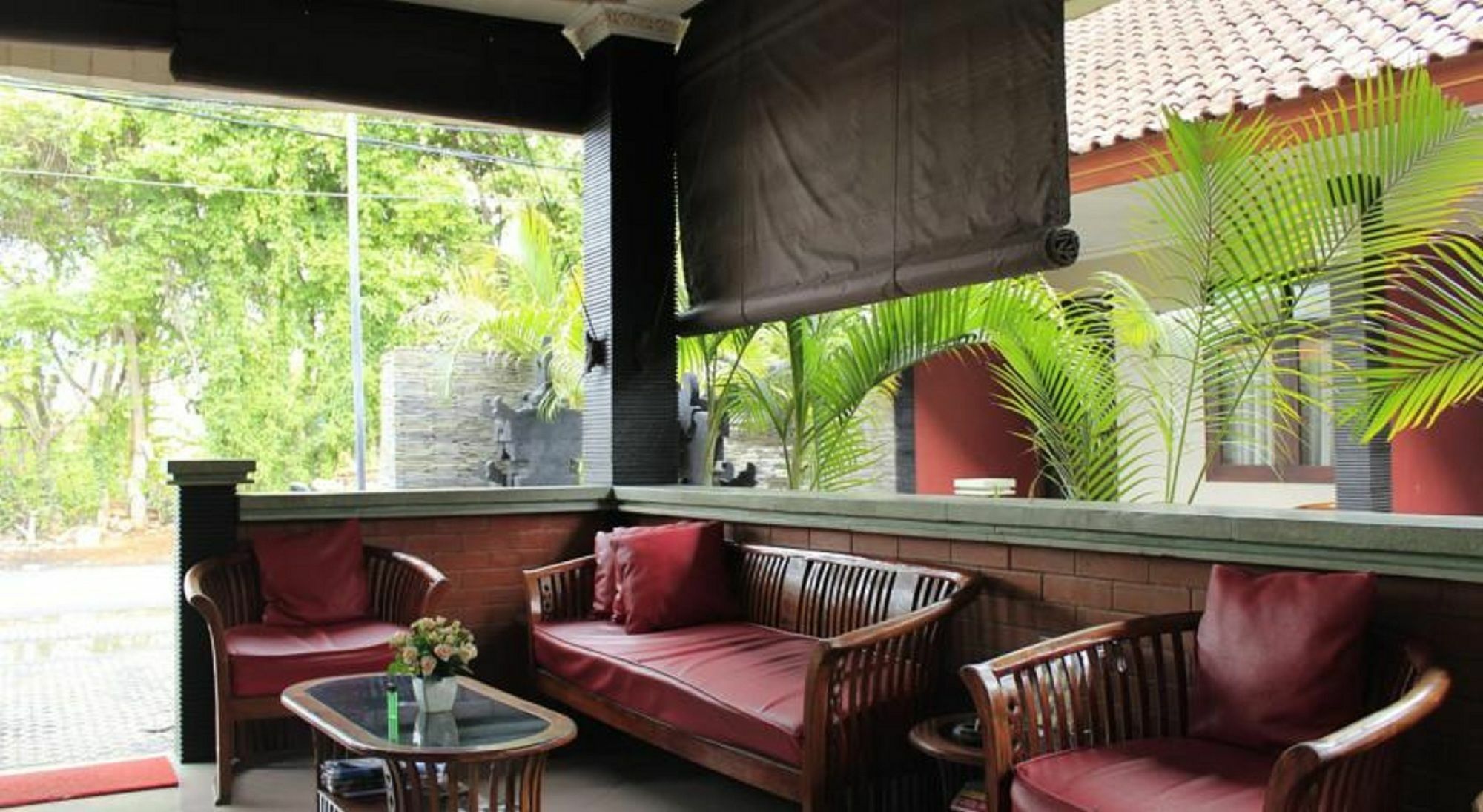 Puri Ganesh Hotel เลอกีอัน ภายนอก รูปภาพ